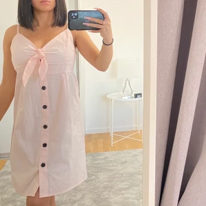 Klänning NA - KD - Fin sommarklänning från nakd