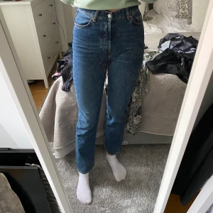 Jeans från &Other Stories - Använder ej och knappast använda heller
