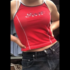 Vintage sport-linne! - Jättefint sportlinne köpt secondhand!