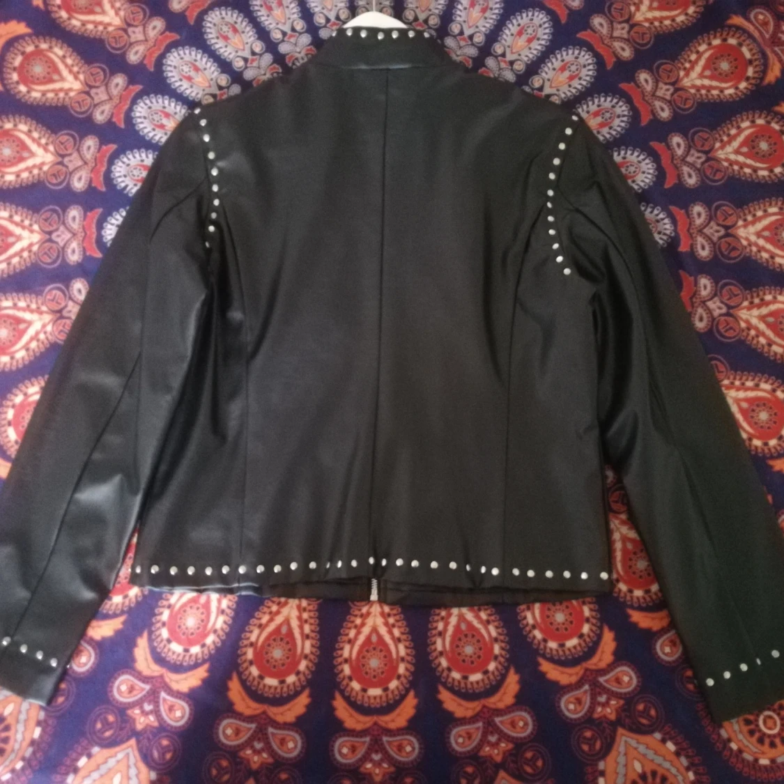 Spiked jacket 👻👻👻 - 90