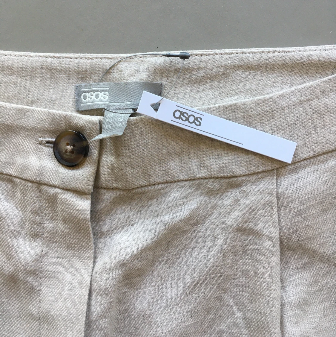Asos beiga linnebyxor - strl 38 - 90