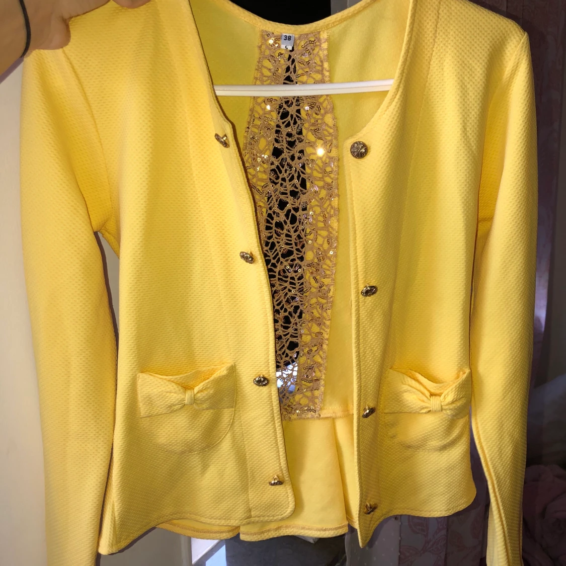 Kavaj/ kofta använd en gång nyskick  - 91