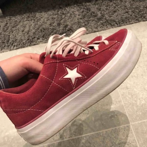  - Converse One Star sko i fint skick💓 Frakt tillkommer, SÄNKT PRIS t 300