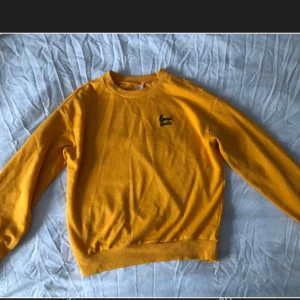  - Sweatshirt av tunnare material