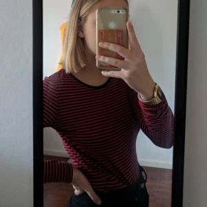  - Randig tröja från h&m, fett skön!!