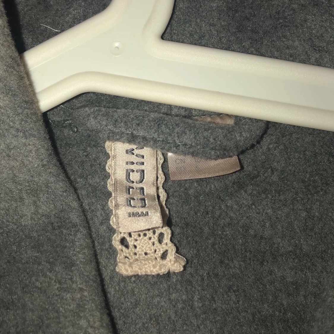 Storleken är S - 91