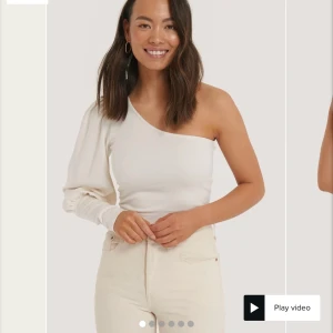 Oneshoulder top! - Så fin topp <3 