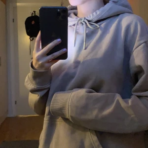 Greige - Knappt använd. 1 år gammal. 