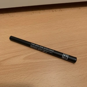 Eyeliner - svart - Oanvänd eyeliner.