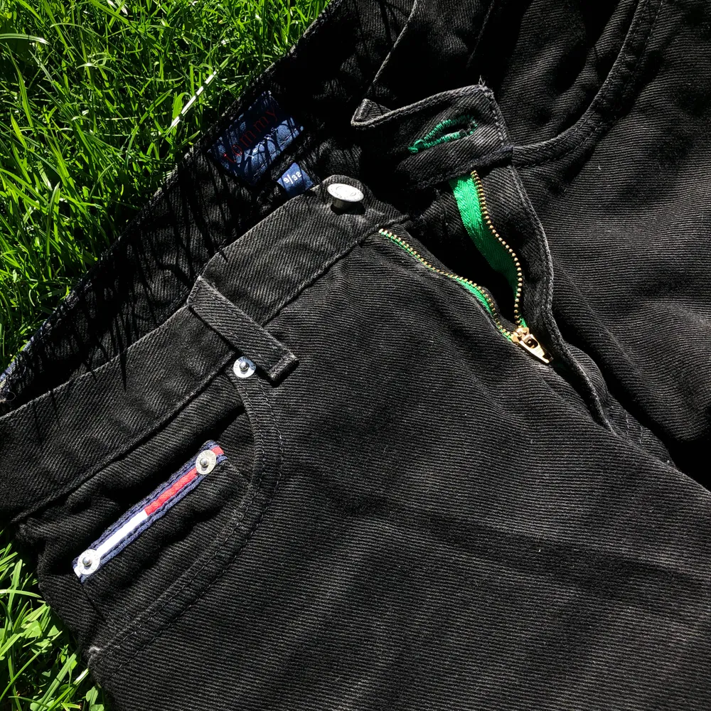 Sällsynta Tommy Hilfiger jeans. Rak modell som levis 501.. Jeans & Byxor.