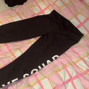 Tränings byxoe - Nyskick