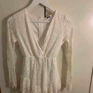  - Denna jumpsuit kommer från DM. Använt några gånger. +frakt