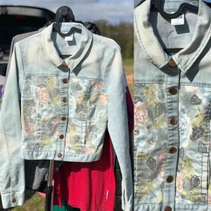  - 🌼Jeans jacka i storlek S 🌼Vero Moda 🌼Bra skick