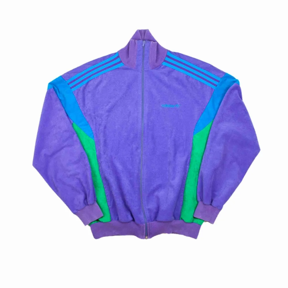 Vintage 80s 90s Adidas unisex velvet track jacket in purple SIZE Label: UK M, fit best XS-M Measurements (flat): Length: 64 Pit to pit: 59 Sleeve inseam: 48 Free shipping! Read the full description at our website majorunit.com No returns.. Jackor.