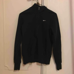  - Ascool 90s nike zip-up tröja! Sitter mer som en S