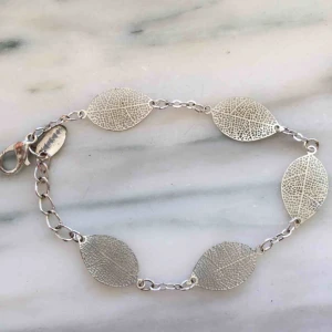  - Fint smycke, änvänt fåtal gånger. 10kr + frakt 🦋