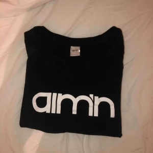  - Långärmad tröja från Aim’n, frakt inkluderat i priset!