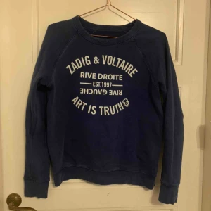  - Zadig&Voltaire hoodie. Strl S. Toppskick. Fast pris. Frakt 53kr.