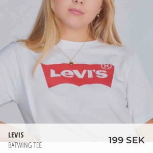  - Säljer min Levis t-shirt. Helt ny men köpte fel storlek 