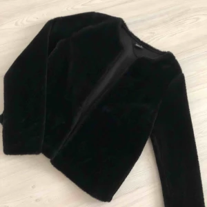  - Pälsjacka från Gina 