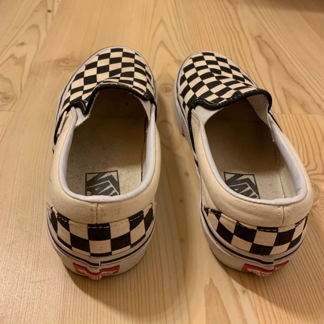 Vans - checkered sneakers 👟 - 90