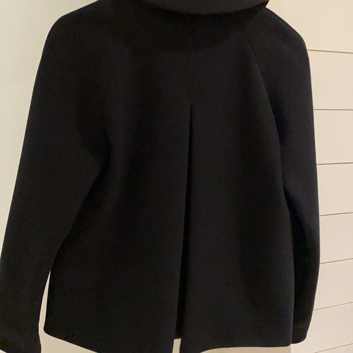 Svart jacka  - 91