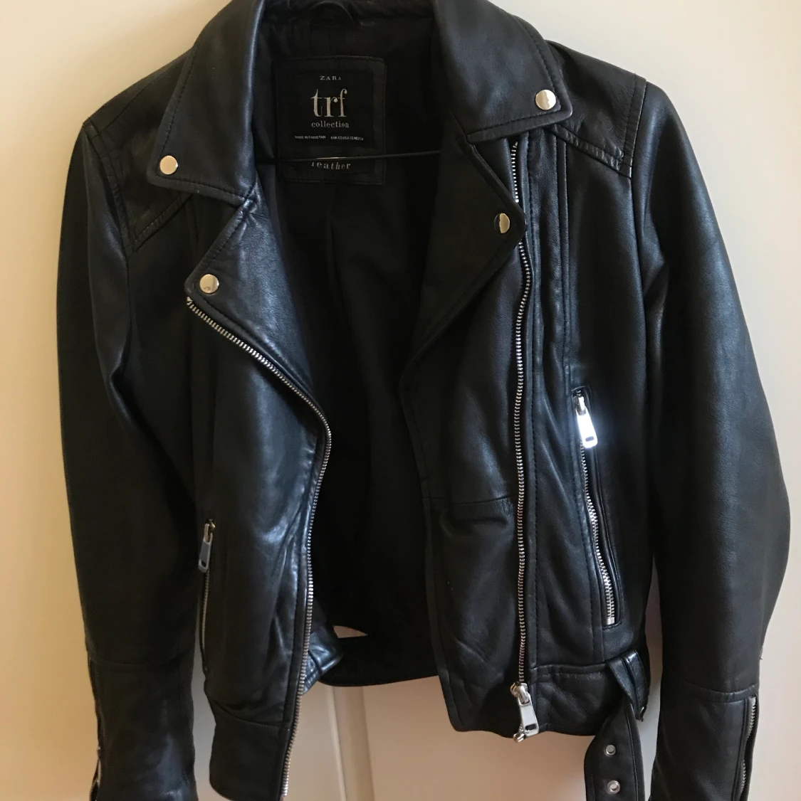 Skinnjacka strl XS  - 90