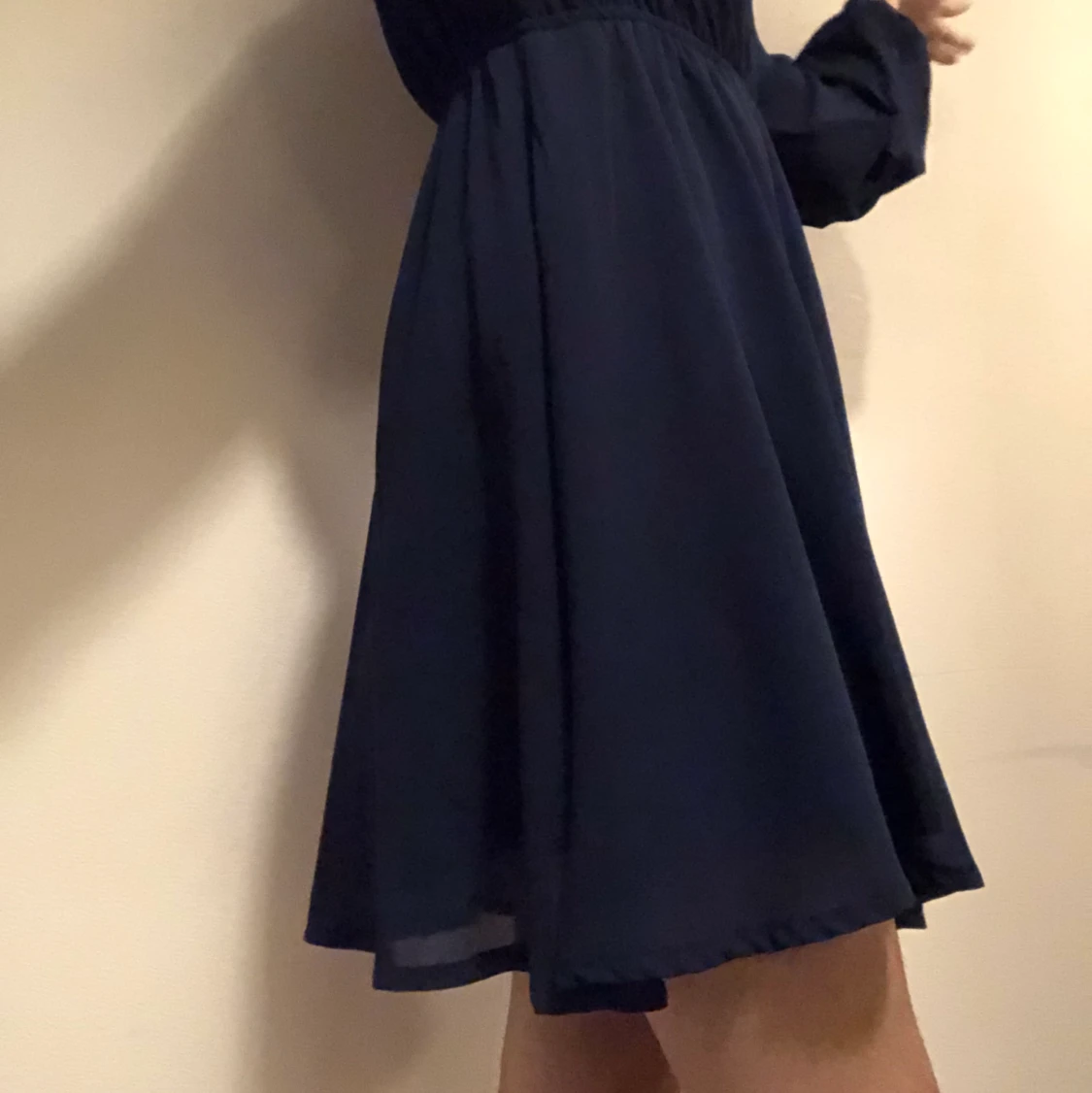 Mörkblå klänning - 91