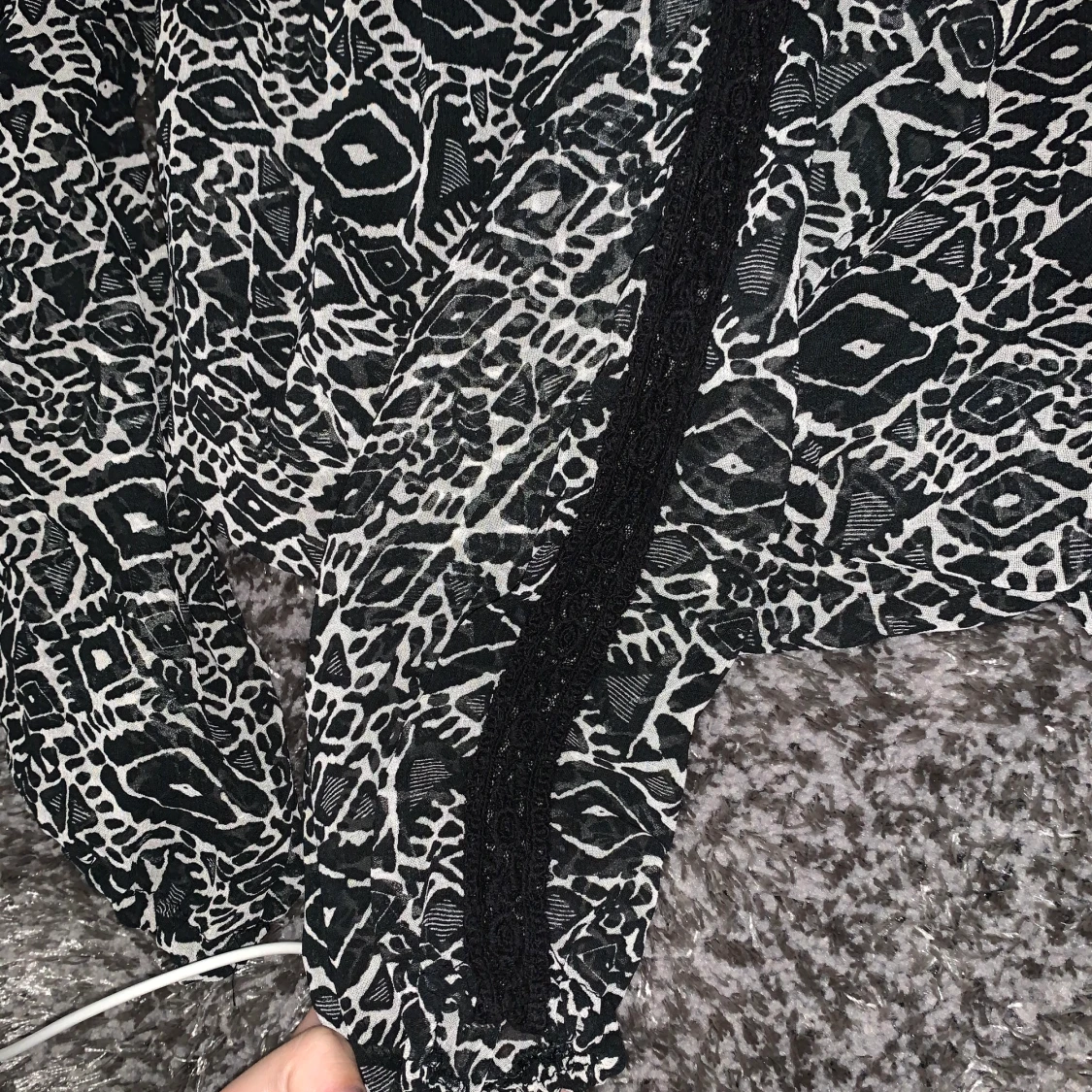 Fin mönstrad blus - 91