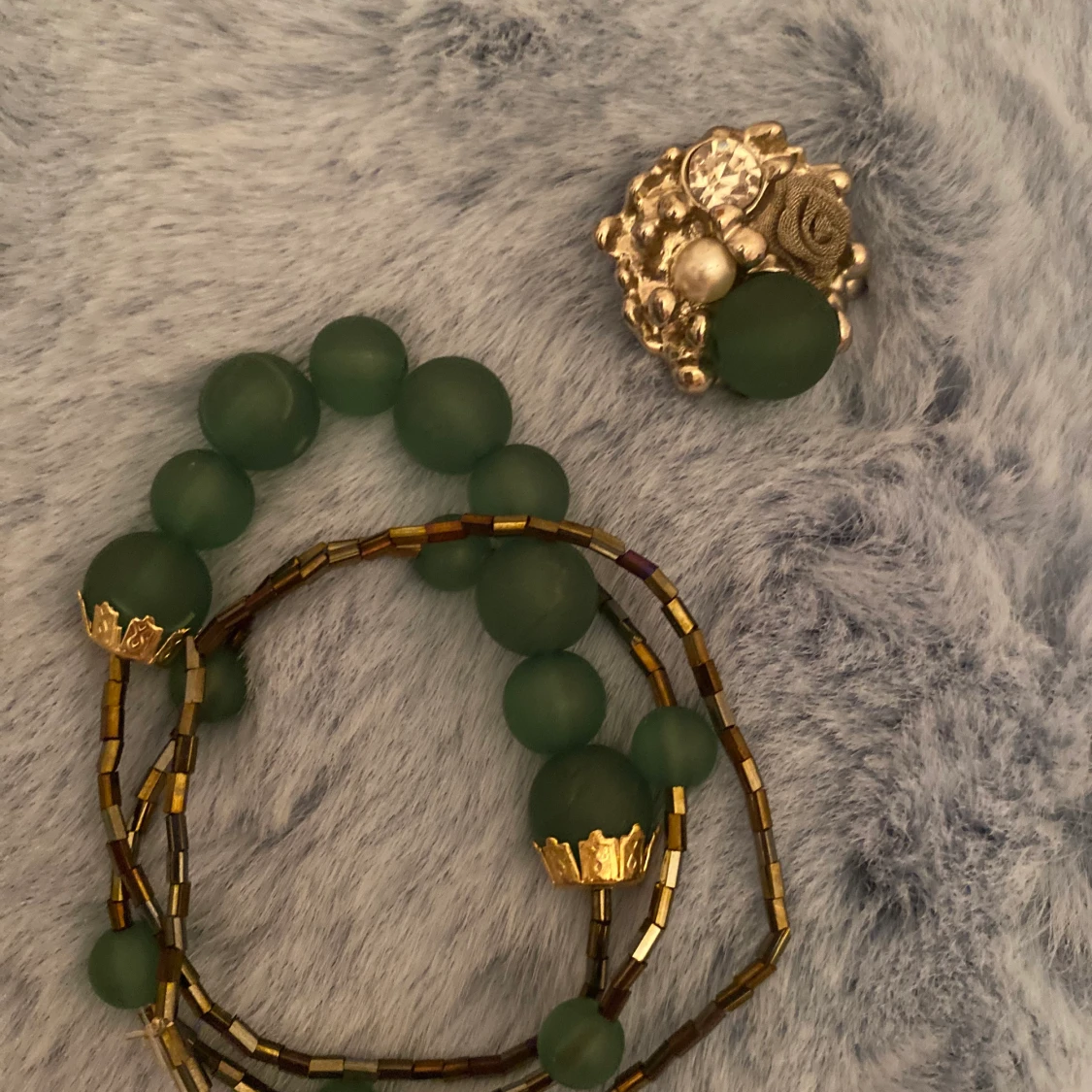 Handgjorda acceseries. - 90