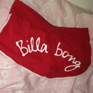 Billa bong shorts! Små i storlek! 