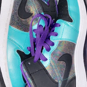 Air Jordan 1 retro - Air Jordan’s rdan 1 . Condition is New with box. Shipped with USPS Priority Mail. A size 4 