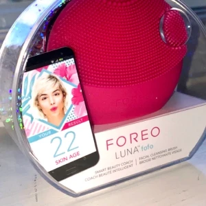 Foreo LUNA fofo  - Säljer min helt oöppnade foreo LUNA fofo för 450kr eller bud + frakt. Köpt för 895 kr 💖 Samma färg som på bilden!