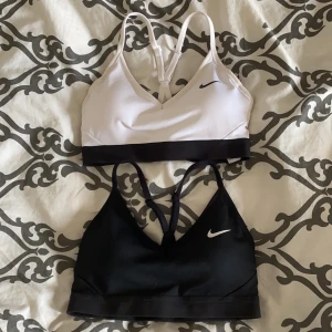 två nike sport bh:ar - två nya nike sport bh:ar, en svart och en vit💞  nypris: 300kr st. mitt pris en för  150kr  båda för 250kr inklv frakt