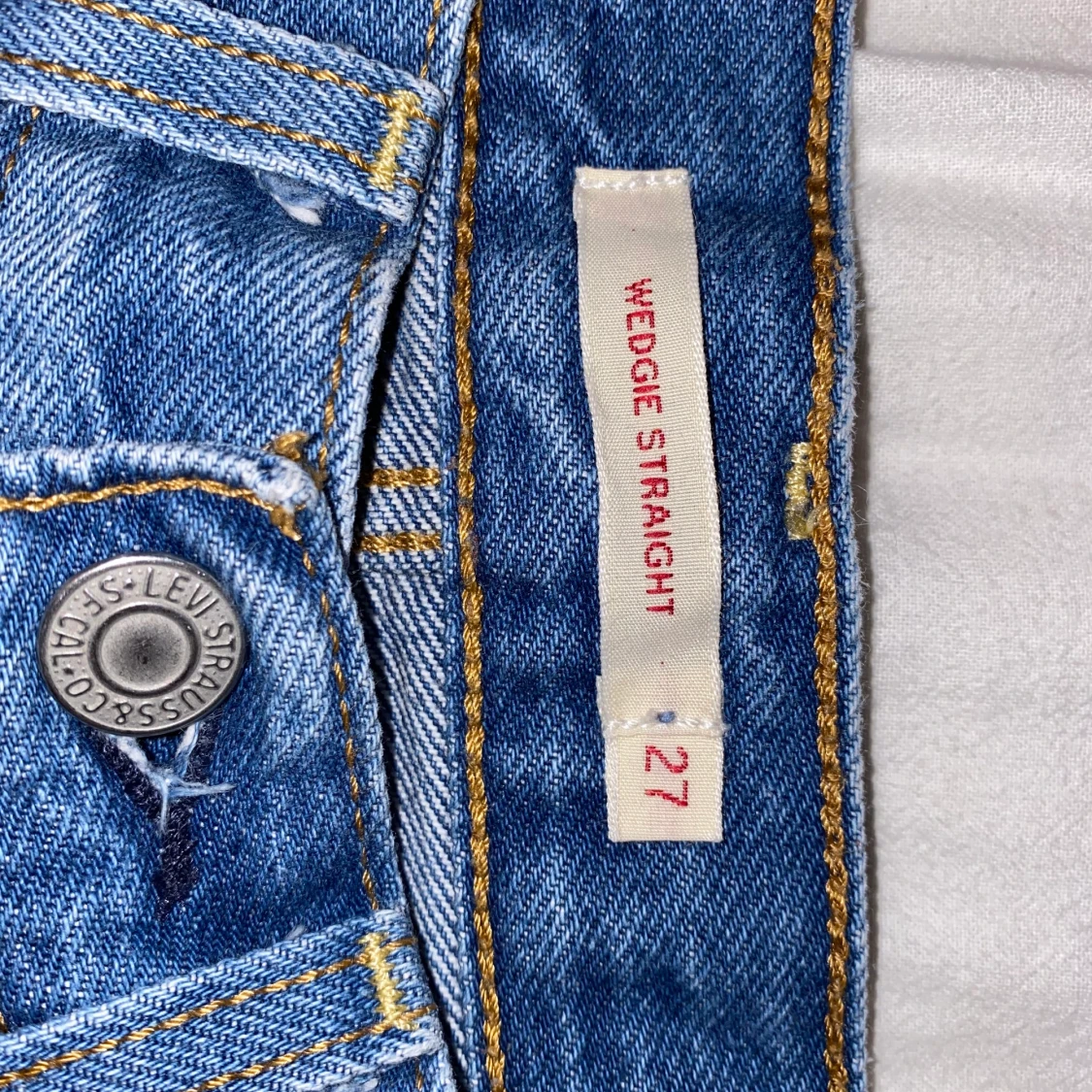 Levi’s jeans - 91