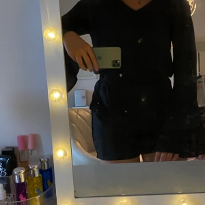 Svart Jumpsuit! - Storlek 36! 100kr🥰