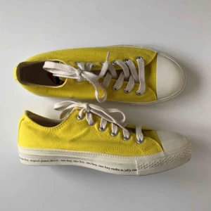  - Aldrig använda undercover converse. 