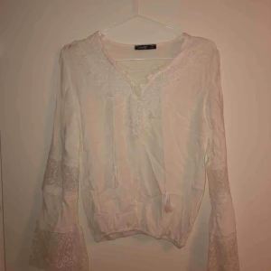  - Jättefin blus från Style Istanbul i storlek S. Tar bud. 