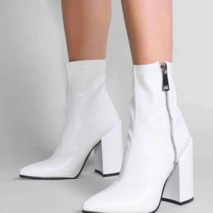  - Ankel boots från Public Desire! Kommer sällan till användning 