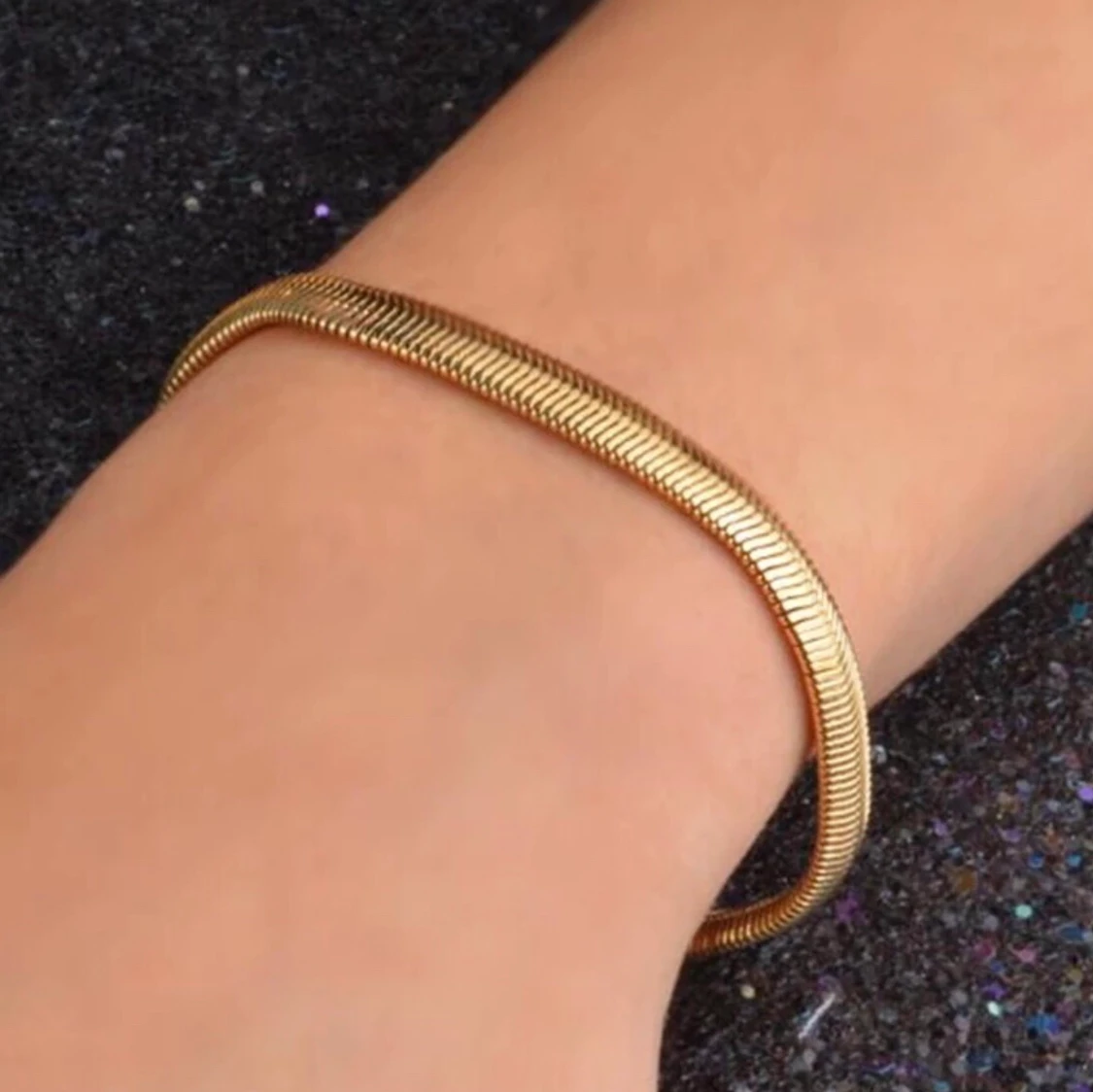 ☀️GULD OLÄTERAD ARMBAND 18k ormlänk 18CM☀️🥇🏵🏆  - 90