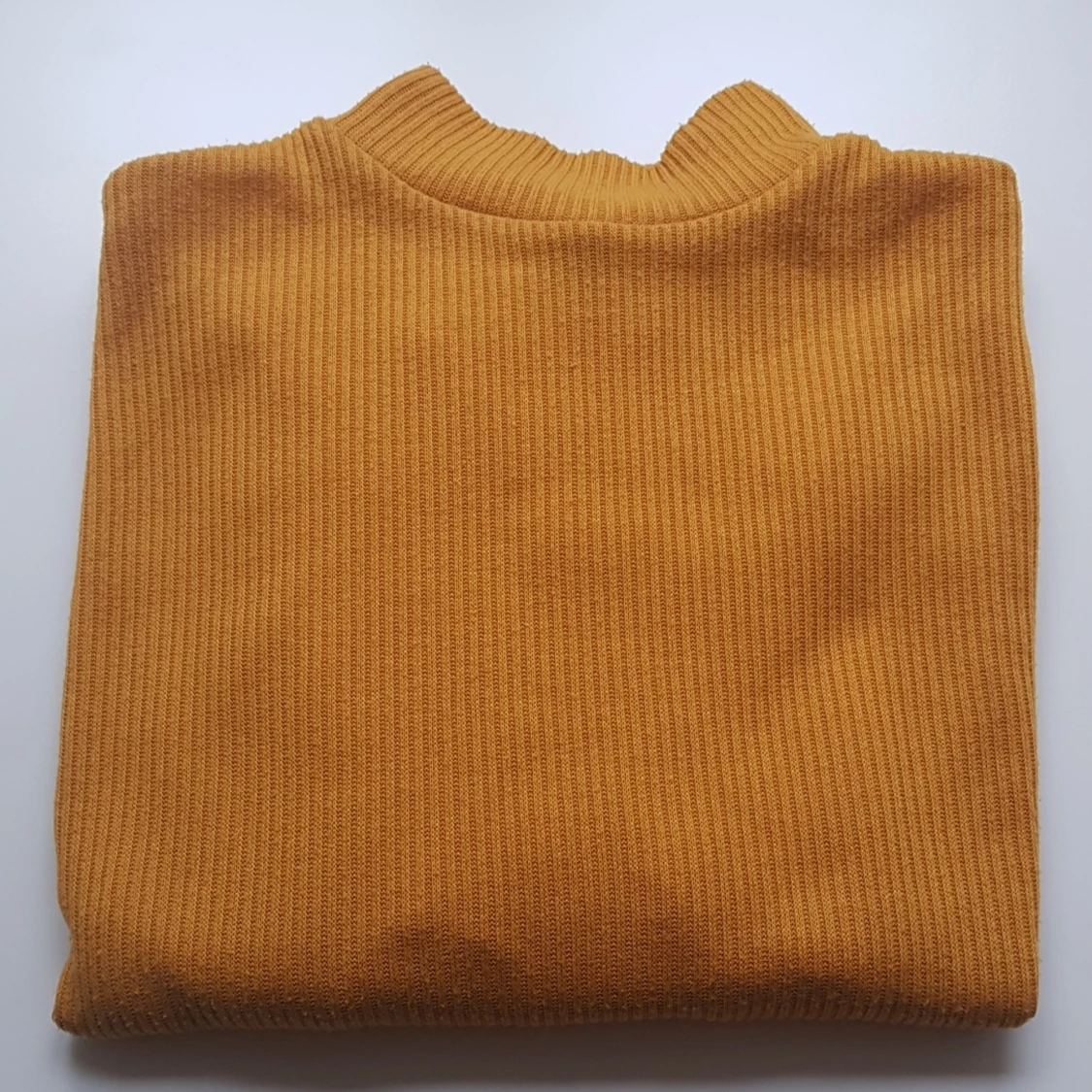 Senapsgul croppad polotröja, stl S - 91