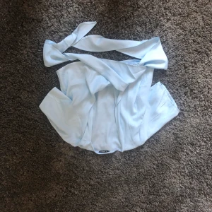 Knyttopp - Knyttopp från shein, (bilden vart upp och ner) aldrig använd. (Köparen står för frakten)