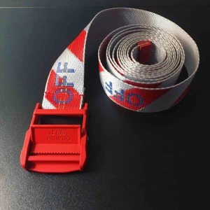  - Off-white bälte.  Skick: oanvänd, nyskick.  Bra kvalité, spännet har tyngd och känns rejält. Inte original.