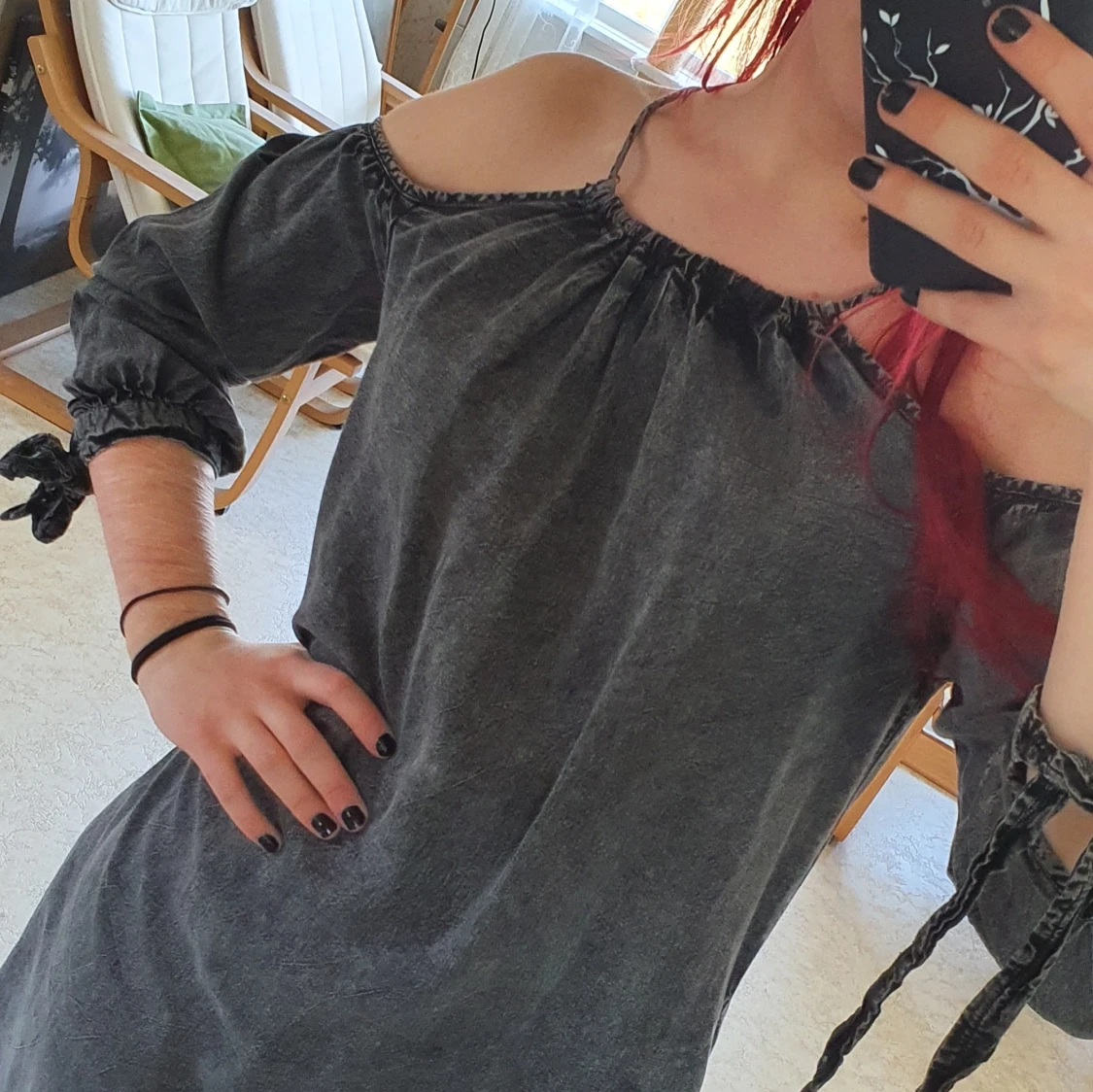 Off Shoulder klänning