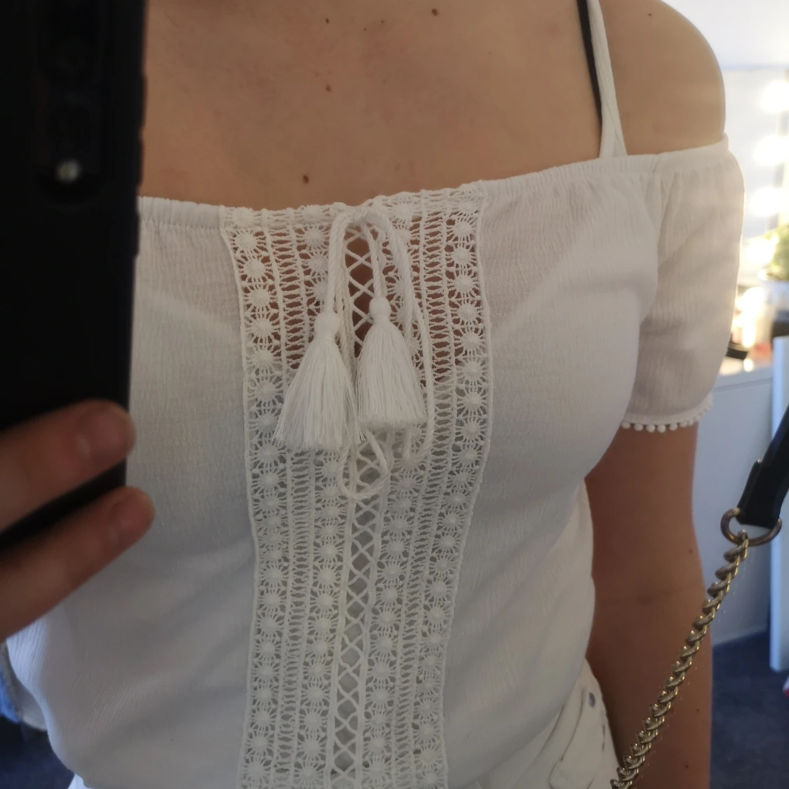 Off shoulder t-shirt - 91