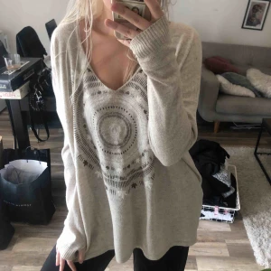  - Jättefin tröja, kommer inte längre till användning 🌹 50 kr frakt