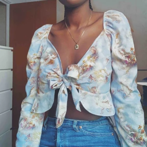  - Superfin ljusblå änglar crop top! 🤩 (60kr frakt) 📦