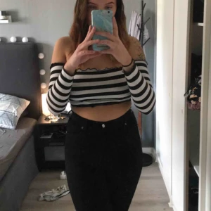  - Skitsnygg topp som jag själv aldrig använt. Köpte den av Linn Ahlborg på yaytrade. 