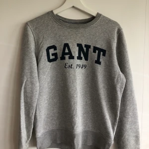 Gant tröja - Säljer min fina gant tröja pga av att jag ej använder, väldigt fin skick. Ny pris 1100kr