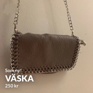 Väska! - Nu säljer jag min super fina väska som jag inte har användning av länge tyvärr!